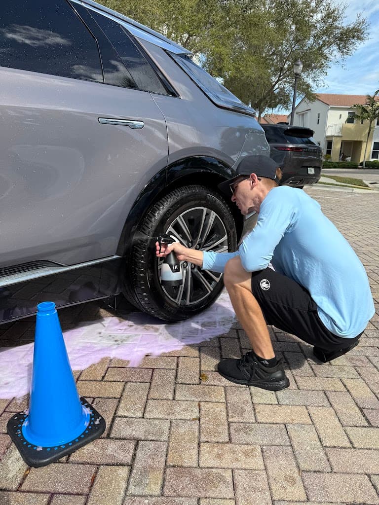 Blue Foam Mobile Detailing featured