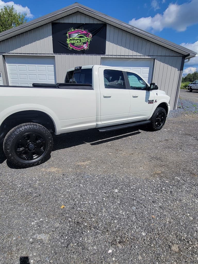 Green's Dirty Detailz and Window Tinting featured
