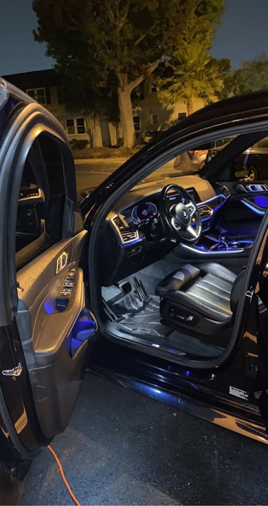 Mr. Exotic Detail featured