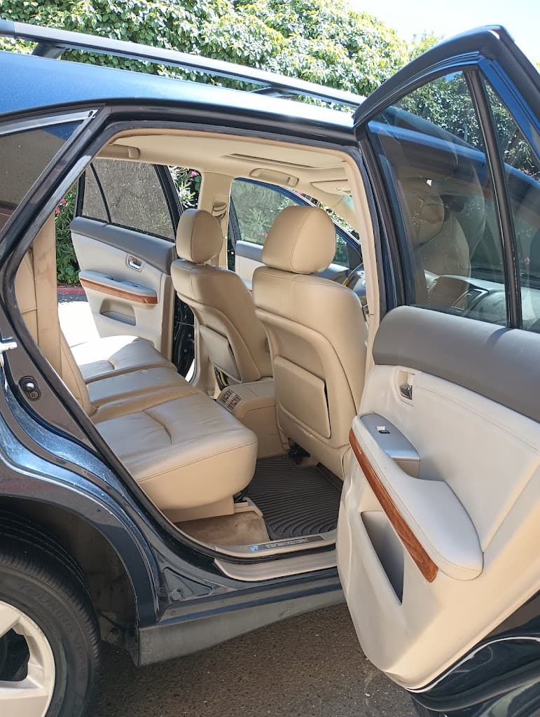 Unique Auto Detail featured