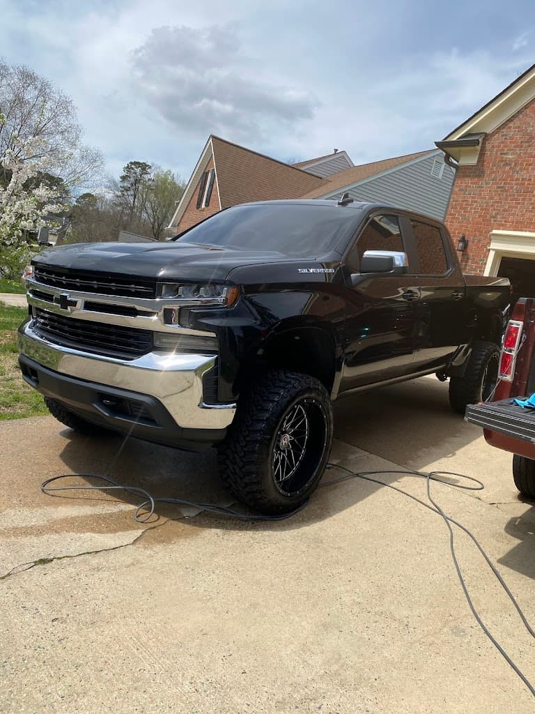 E.m auto detailing featured