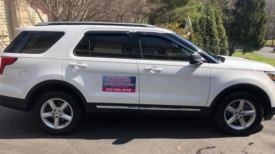 Juniors Custom Auto Detailing featured