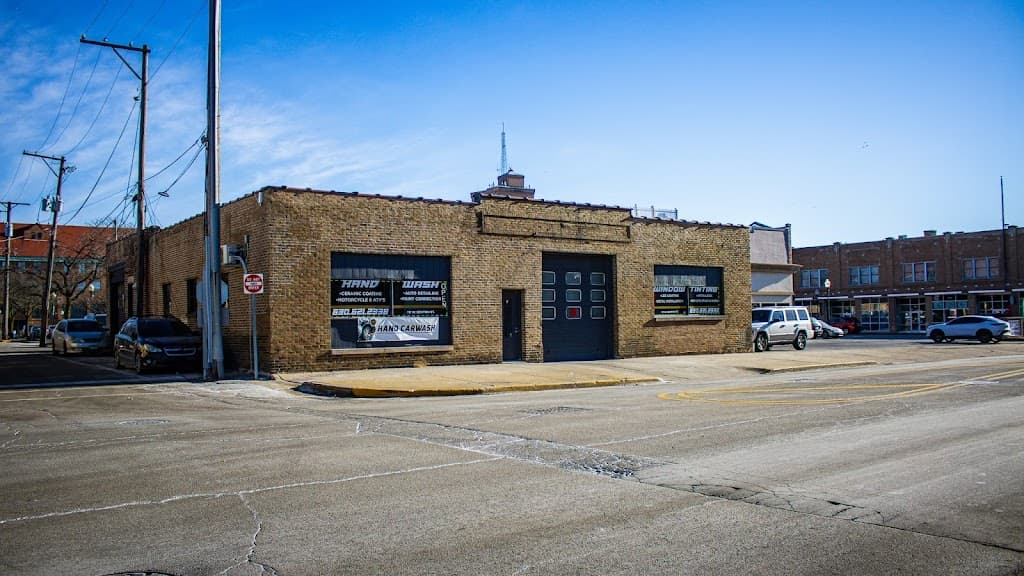 Barber Wash Garage featured