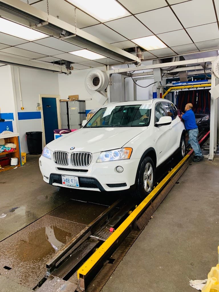 Freeway Car Wash featured
