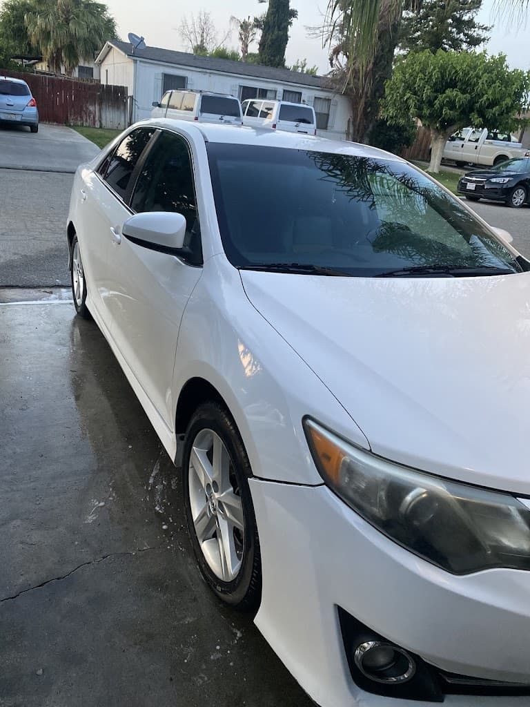 Quevedos Auto Detailing featured