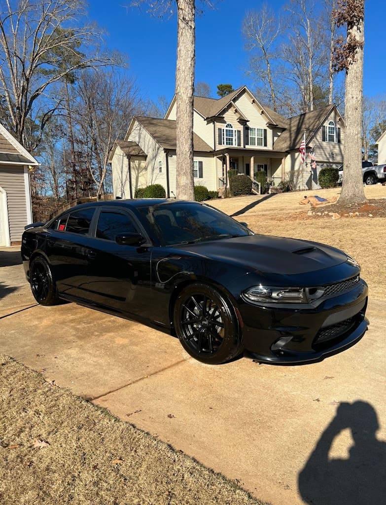 Snell's Auto Restoration LLC featured
