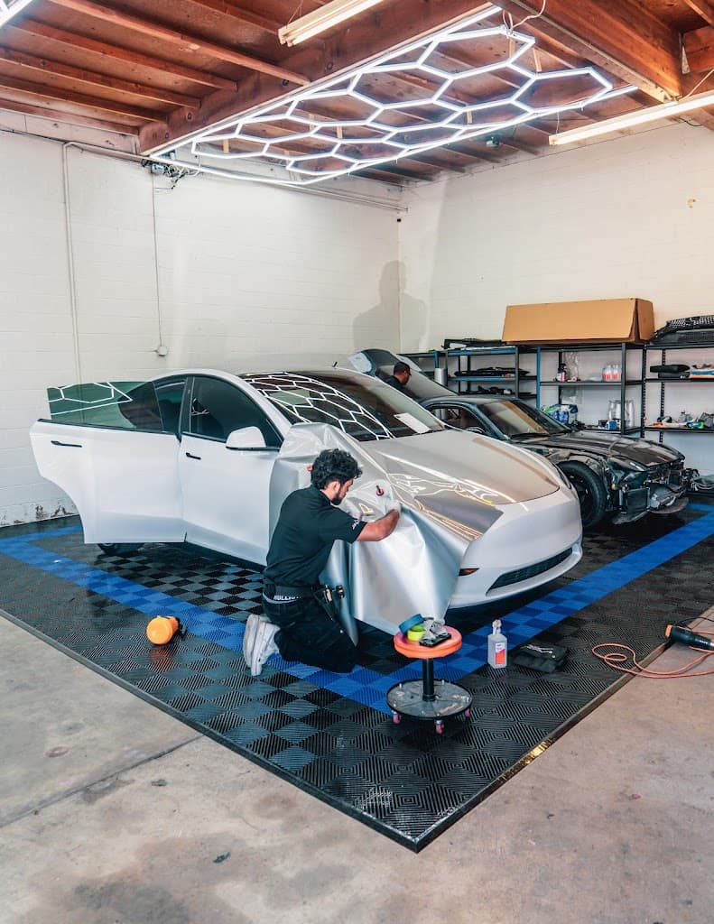 R45 Garage featured