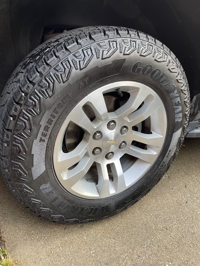 Mora's Detailing Co. featured
