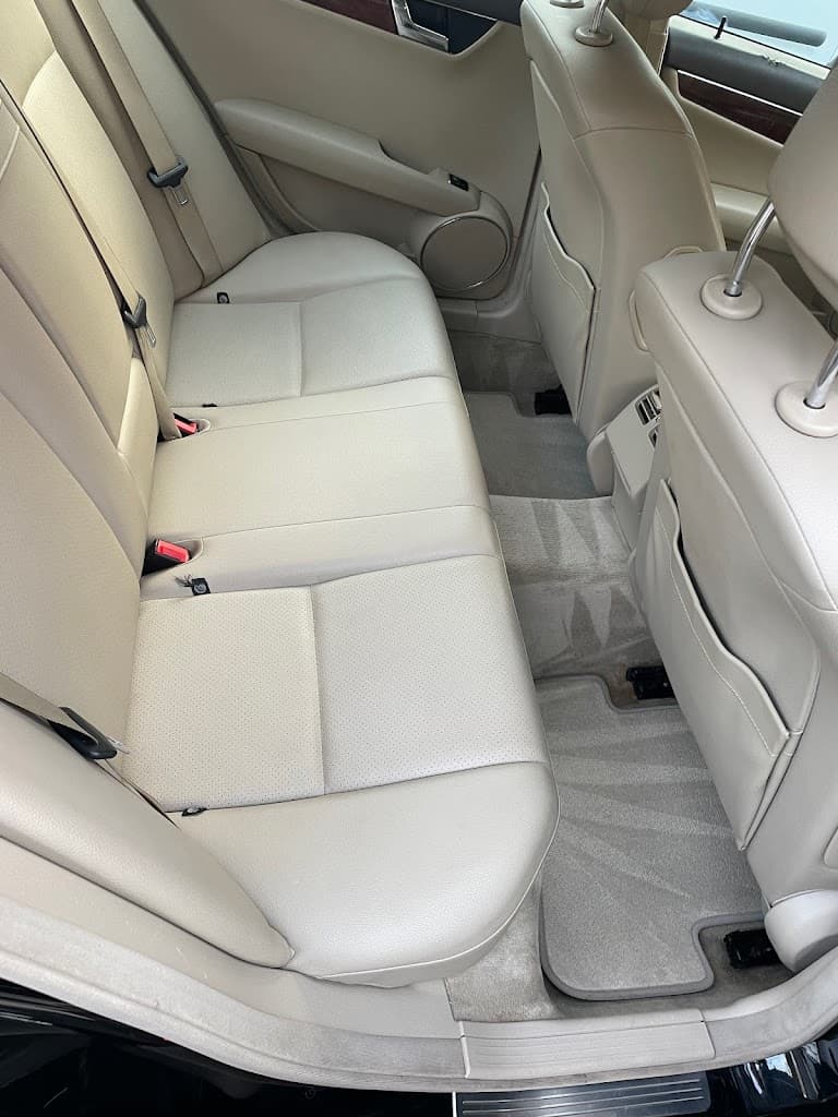 Muniz Car Detailing LLC featured