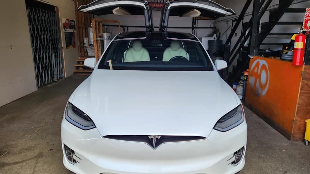 Jeff's Auto Detail/ Headlights/ Ceramic Coating featured