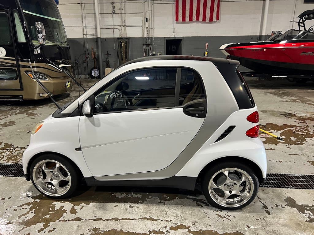 Carlos Auto Detailing featured