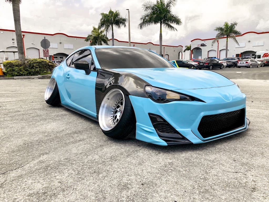No Hard Feelings Detailing featured