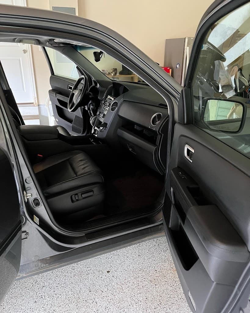 Saleem's Pristine Auto Mobile Detailing featured