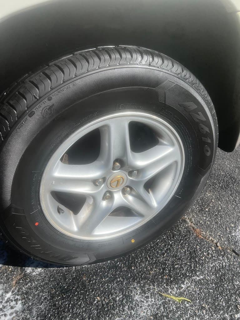 Hall's Automotive Detailing featured