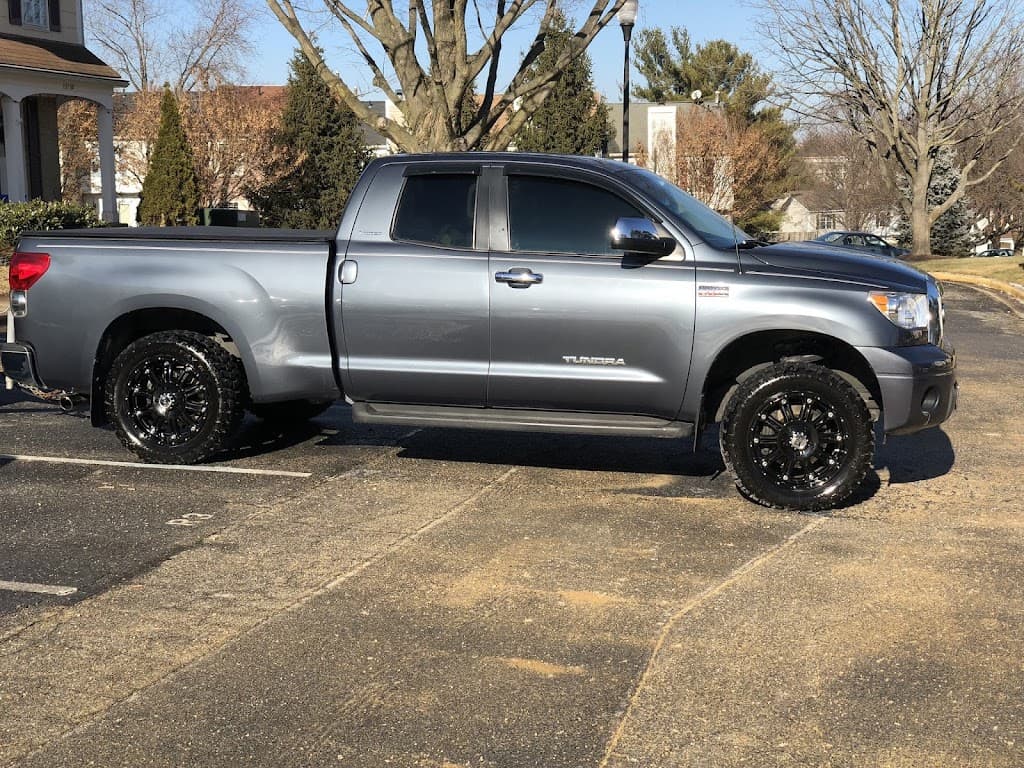 Melvin's Mobile Auto Detailing Services featured