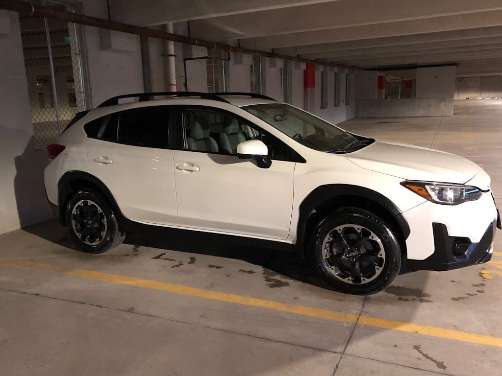 Hands-on Auto Detailing LLC featured