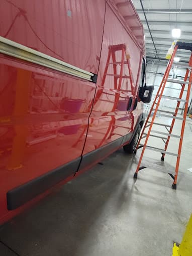 785 Detail featured