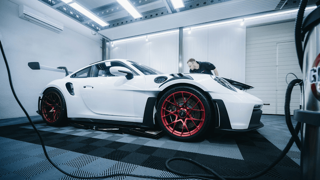 Garage66 - Business Image