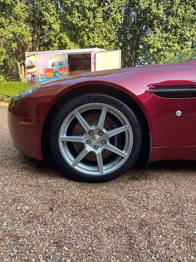 Kickback Mobile Detailing, LLC featured