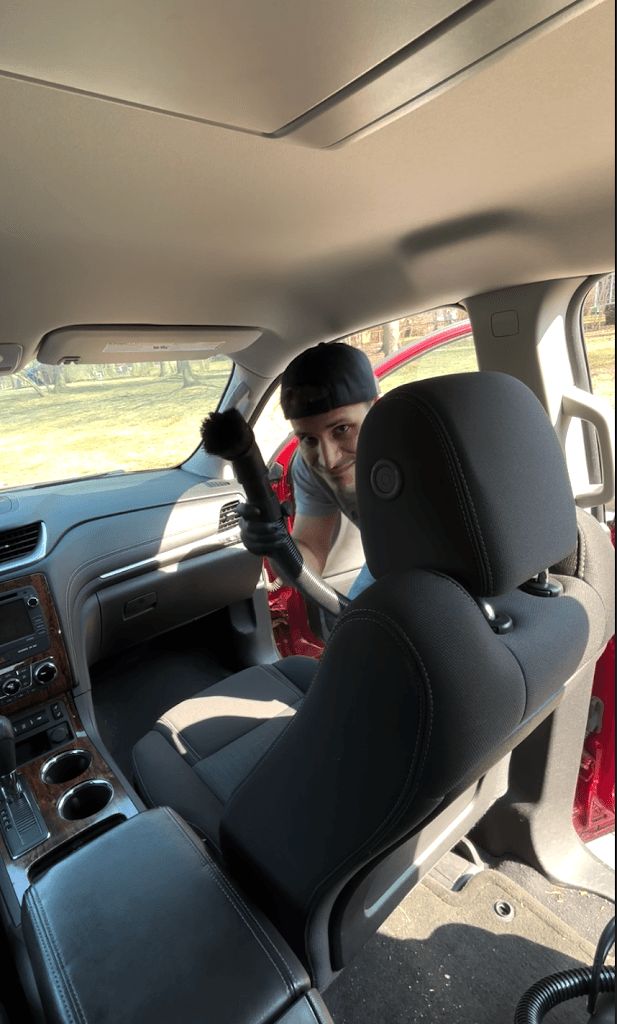 Mo's Auto Detailing featured