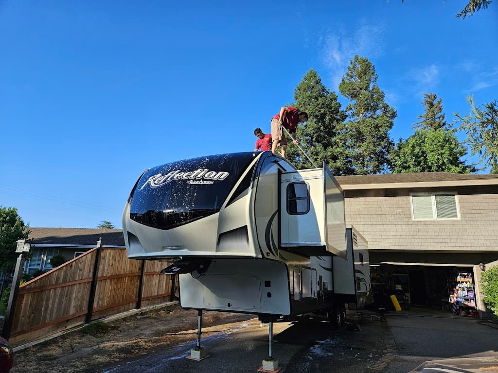 VIP RV & Boats featured