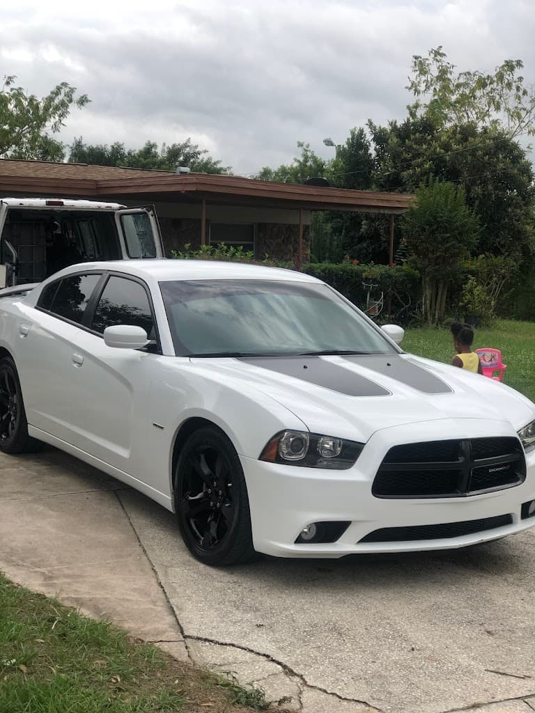 K & K Deluxe Detailing featured