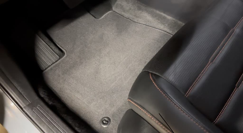 Sleek Detailing featured
