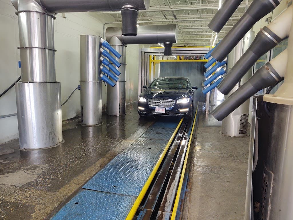 Clean Queen Car Wash (Tunnel Car Wash & Detail Center) featured