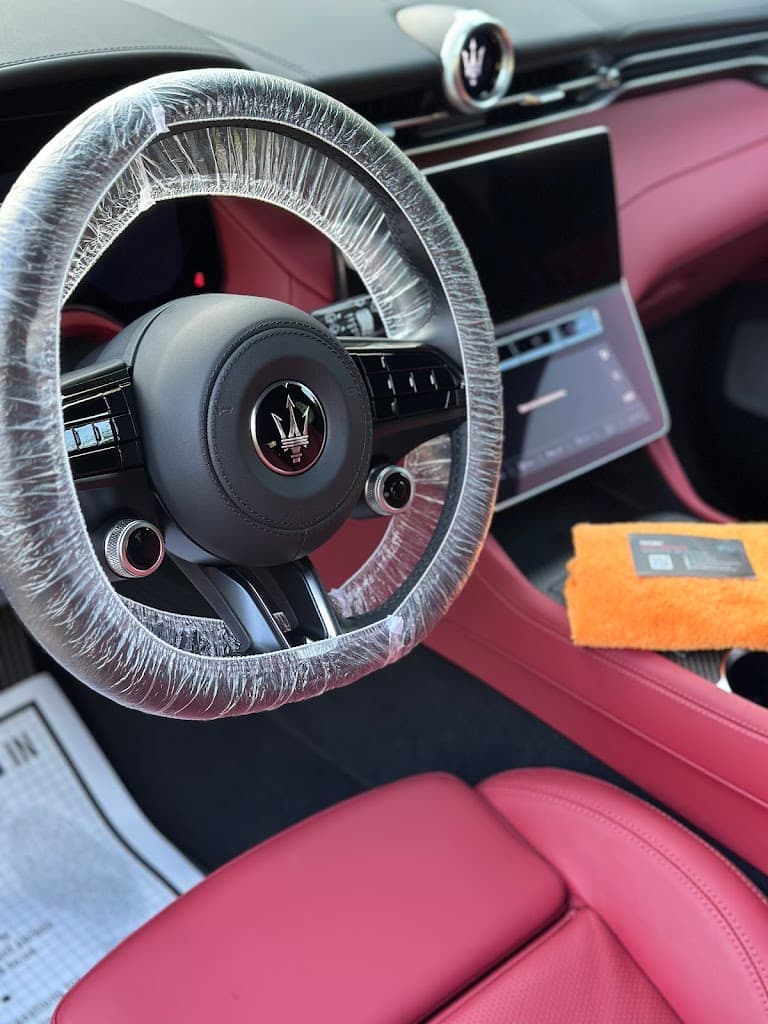 Reflekt Mobile Auto Detailing / Ceramic Coating / Car Polish featured