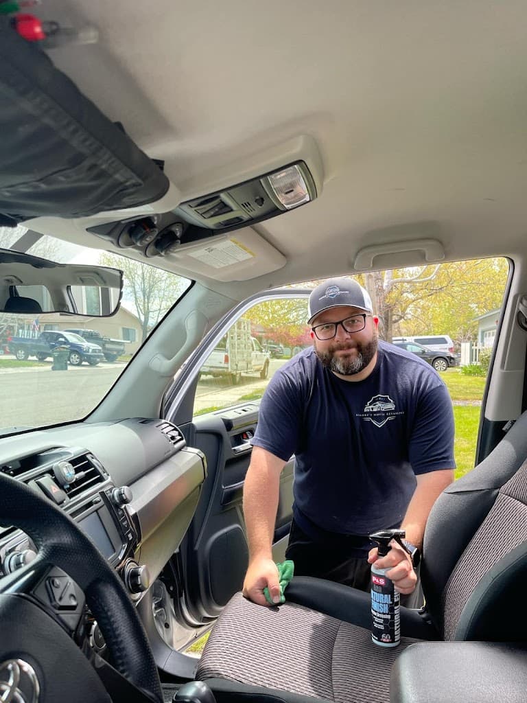 Monroe's Mobile Detailing featured