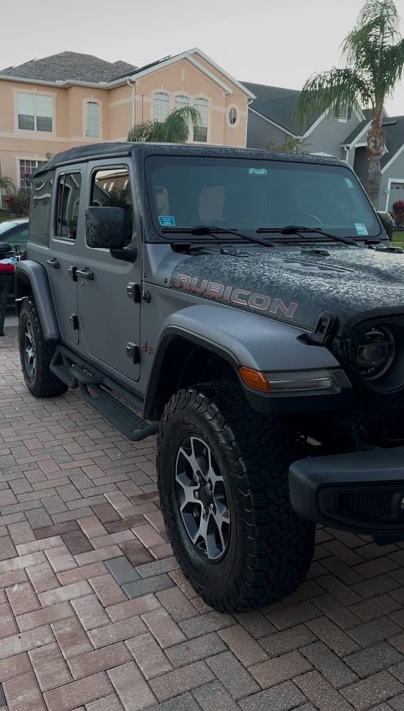 MJ LUXURY MOBILE DETAILING featured