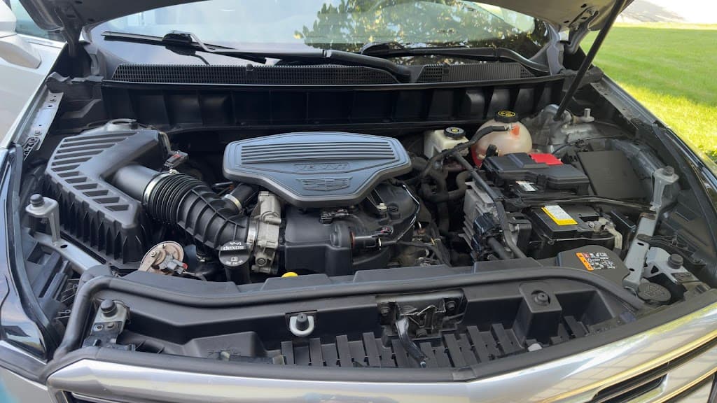 R&M Auto Detailing and Services featured