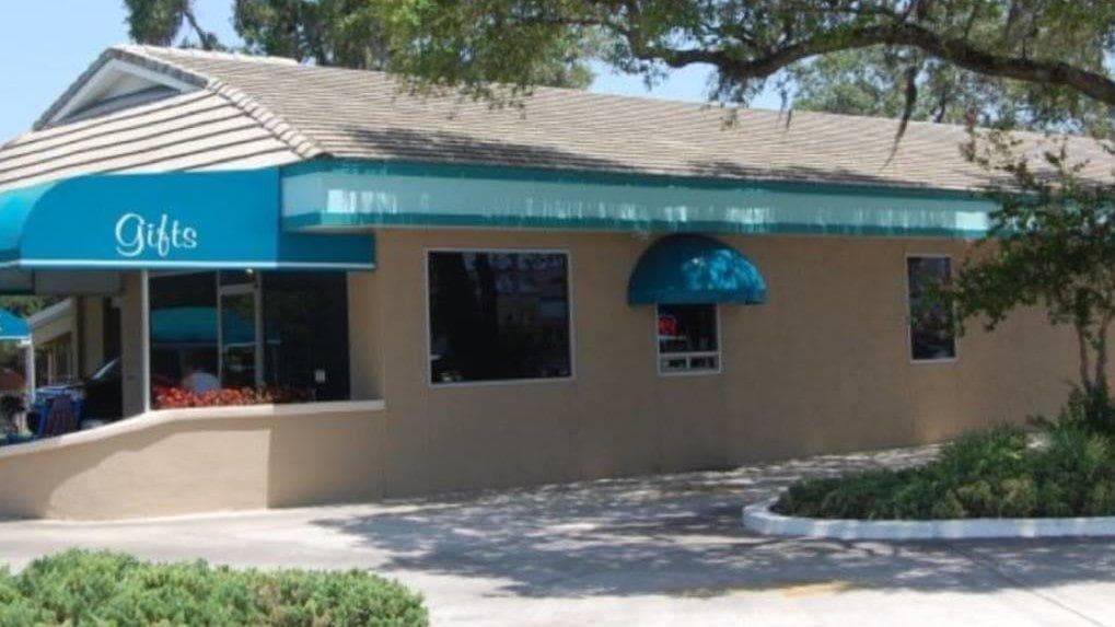 Beaches Car Wash & Gift Gallery featured