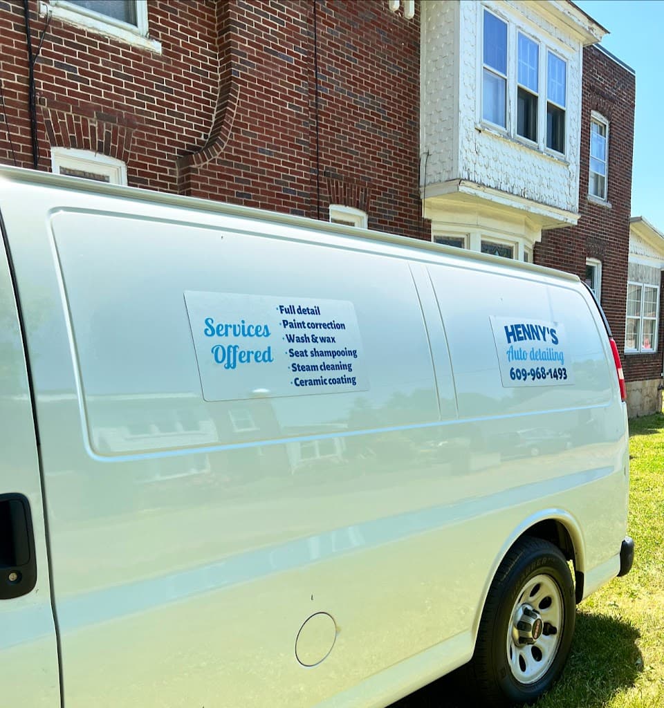 Henny's Mobile Detailing LLC featured