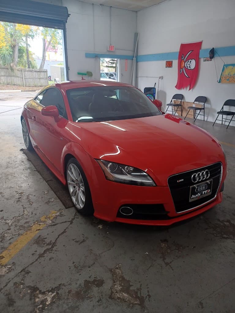 Pit Stop Auto Detailing & Hand Wash featured