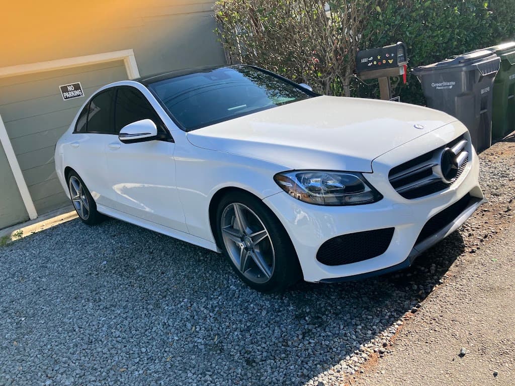 MR. J'S MOBILE DETAIL featured