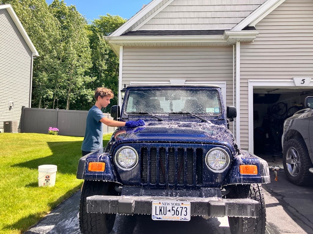 Travers Auto Detailing featured