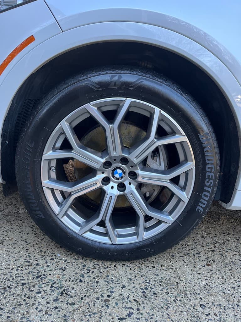 Eli's Mobile Car Detailing featured
