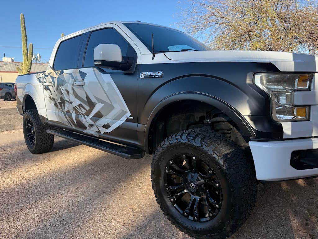 Pretty Neat Mobile Detailing - Business Image