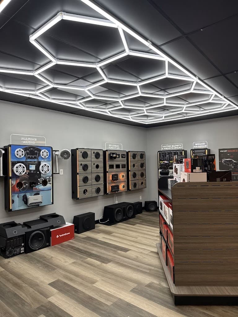 Sundogz Automotive & Marine Solutions featured
