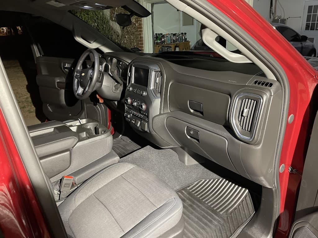 Sam's Automotive Detailing featured