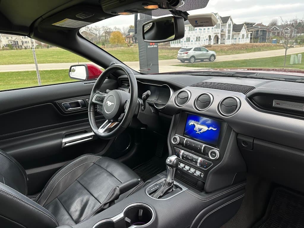 Junior's Mobile Auto Detailing featured