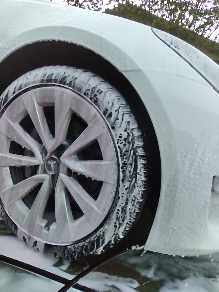 24 Drip Auto Spa Detailing featured