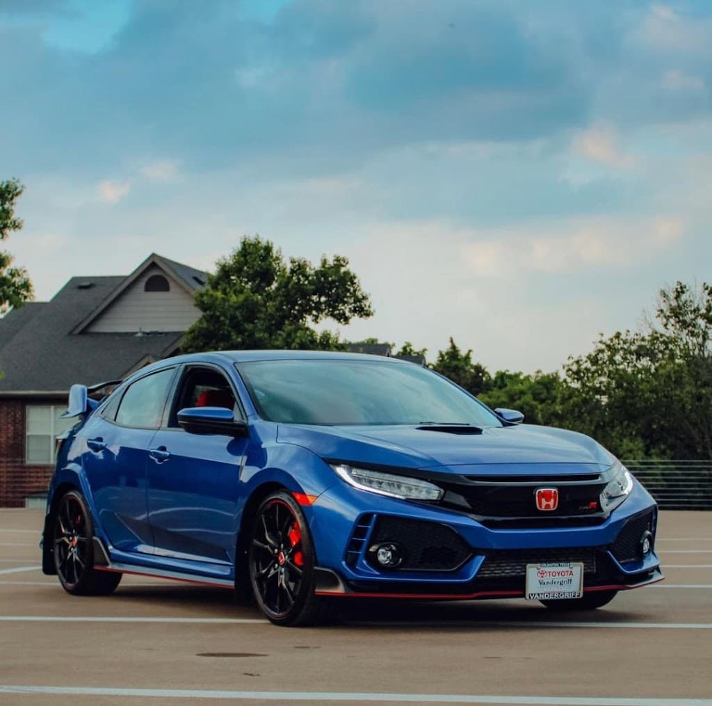 Carsmedic Auto Detailer featured