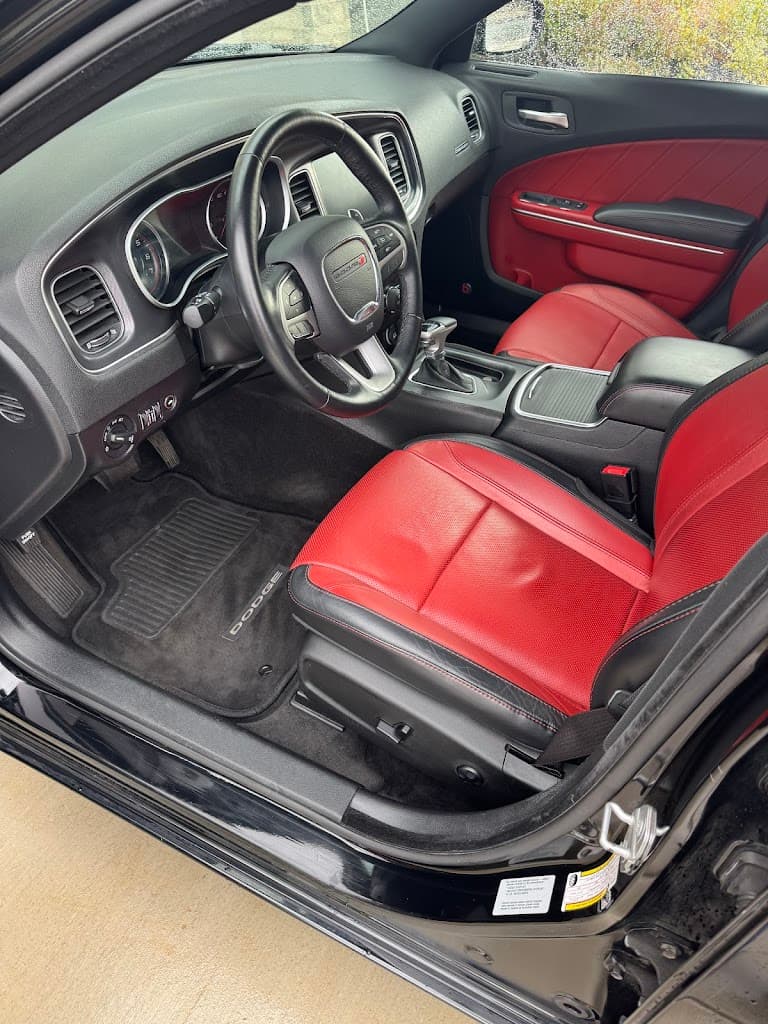 Alvarado's Detailing featured