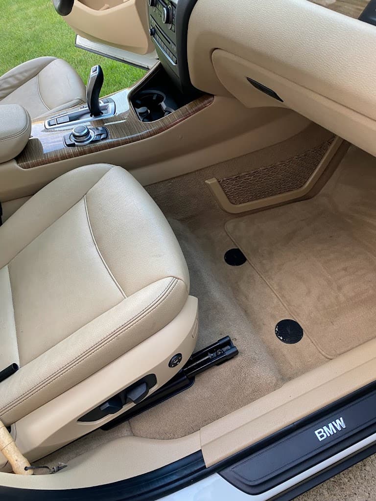 Mudii Luxury Detailing & Cleaning Services featured