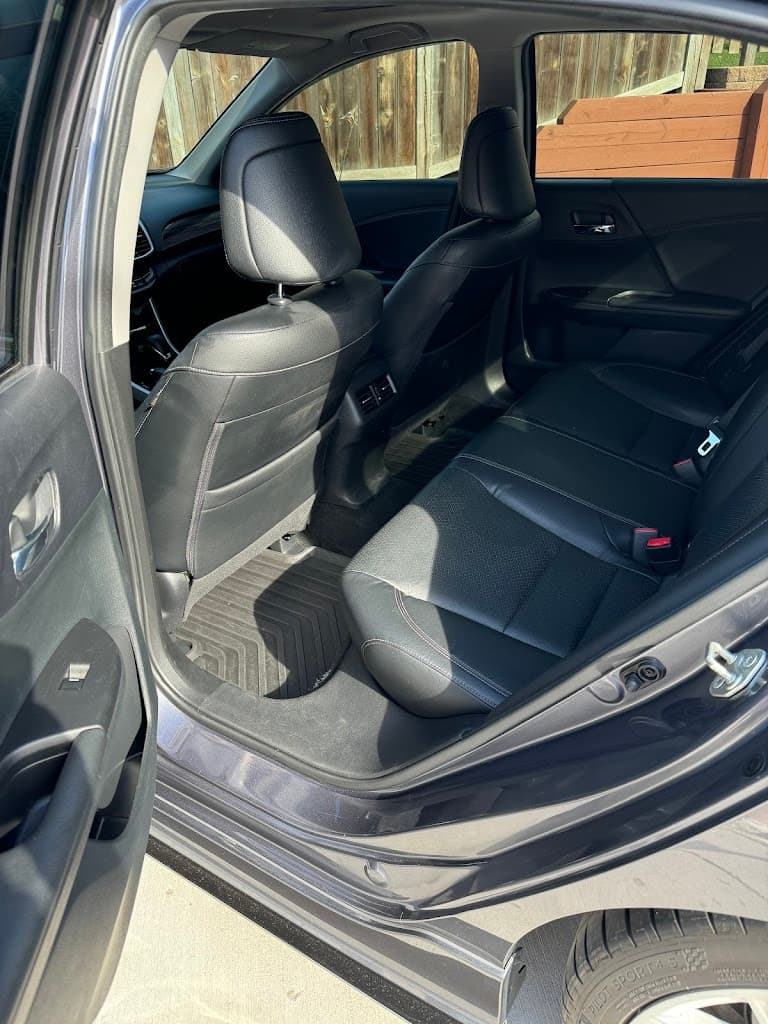 Land of Lakes Detailing featured