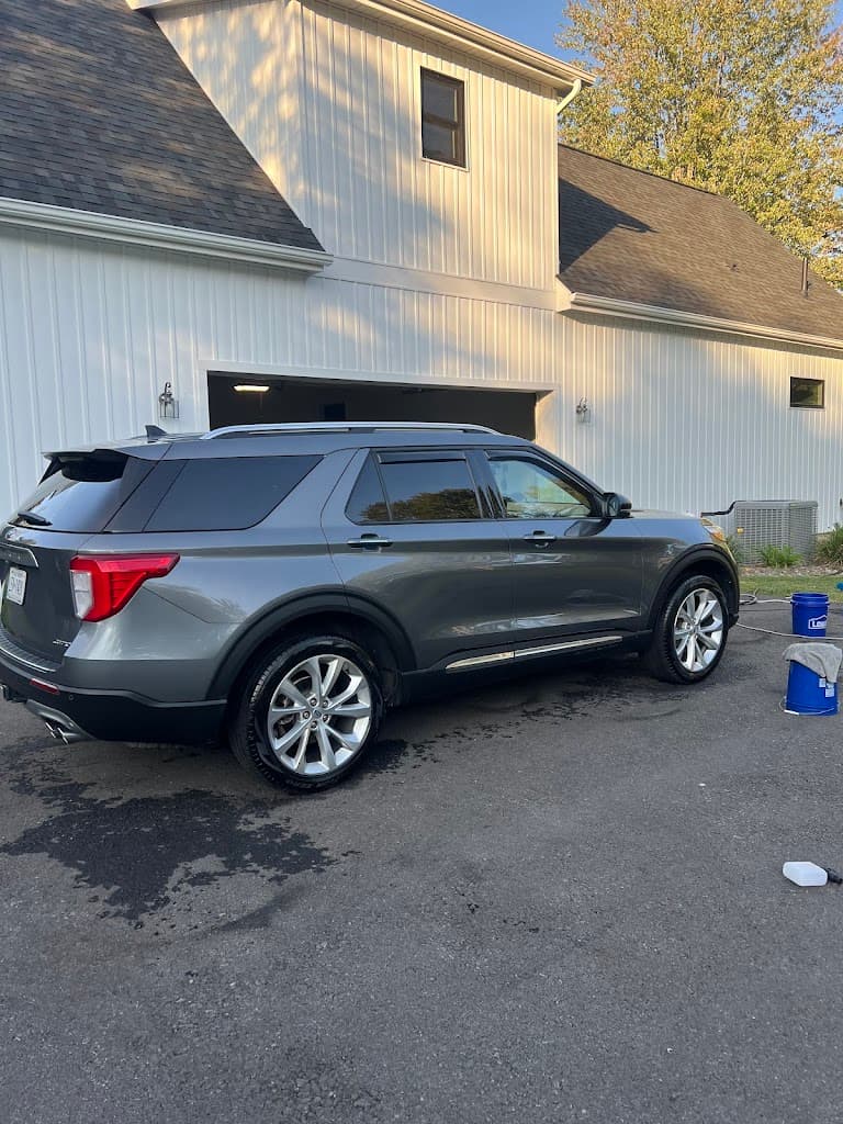 Giordano's Auto Detailing featured
