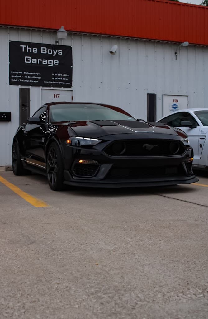 The Boys Garage featured