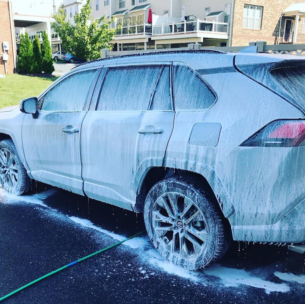 R & T Auto Detailing Pro featured